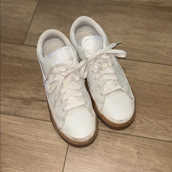 Nike Women's Court Legacy Next Nature sneakers in the Phantom/White colorway 7M - Picture 4 of 8